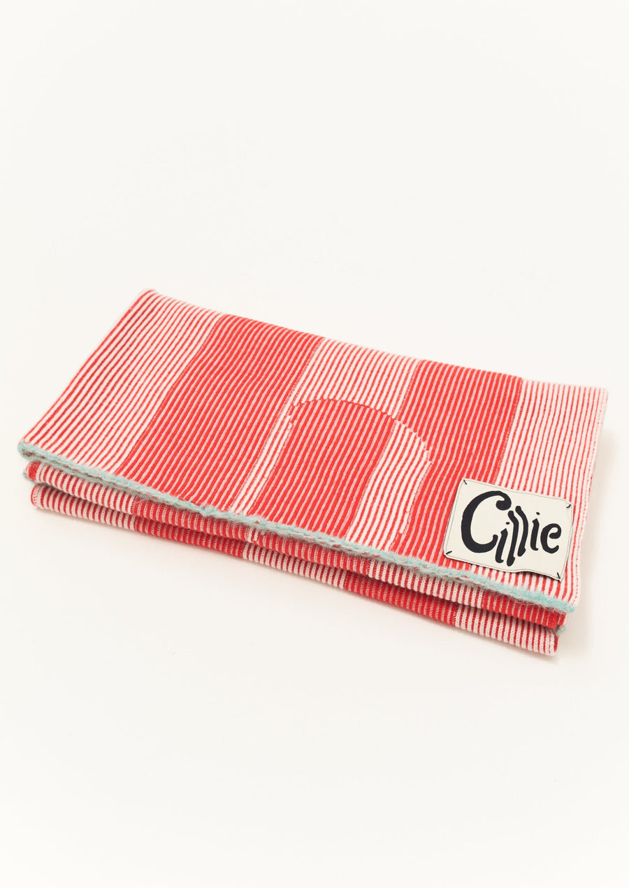 Knitted Inverse Throw | Candy Cane