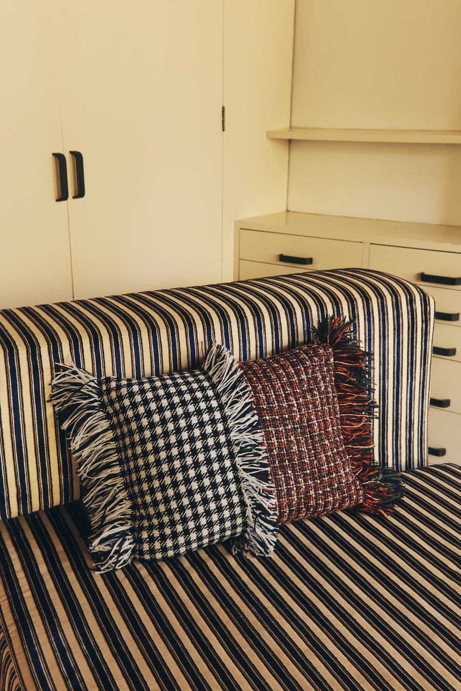 Clutch Cushion No. 6